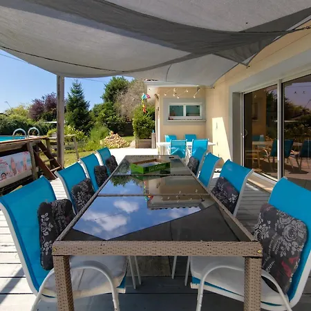 Familiale Sur 3000m2 Avec Piscine