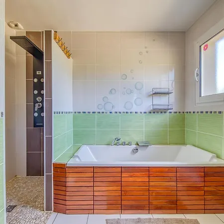 Familiale Sur 3000m2 Avec Piscine Villa Biscarrosse