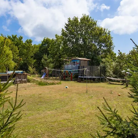 Familiale Sur 3000m2 Avec Piscine Villa