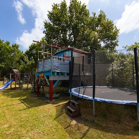 Familiale Sur 3000m2 Avec Piscine Biscarrosse