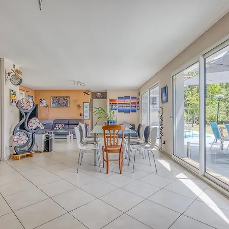 Familiale Sur 3000m2 Avec Piscine * Biscarrosse
