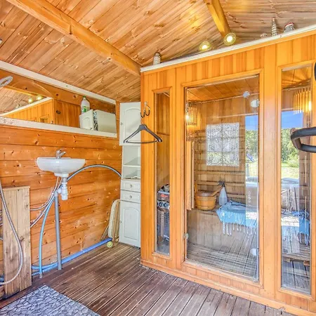 Familiale Sur 3000m2 Avec Piscine Villa