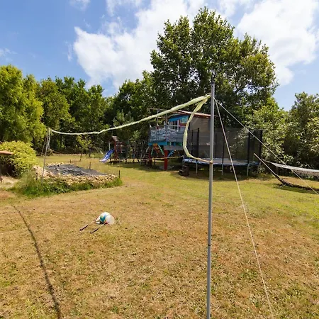Villa Familiale Sur 3000m2 Avec Piscine