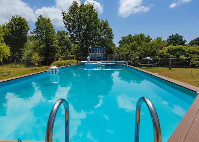 Familiale Sur 3000m2 Avec Piscine * Biscarrosse